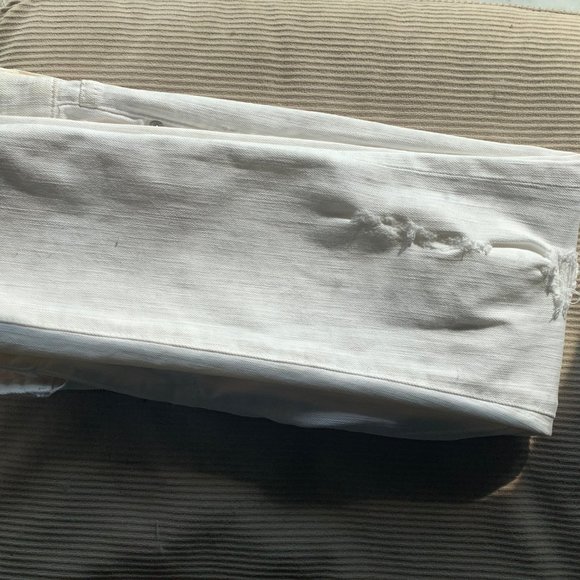 White denim - Picture 7 of 7